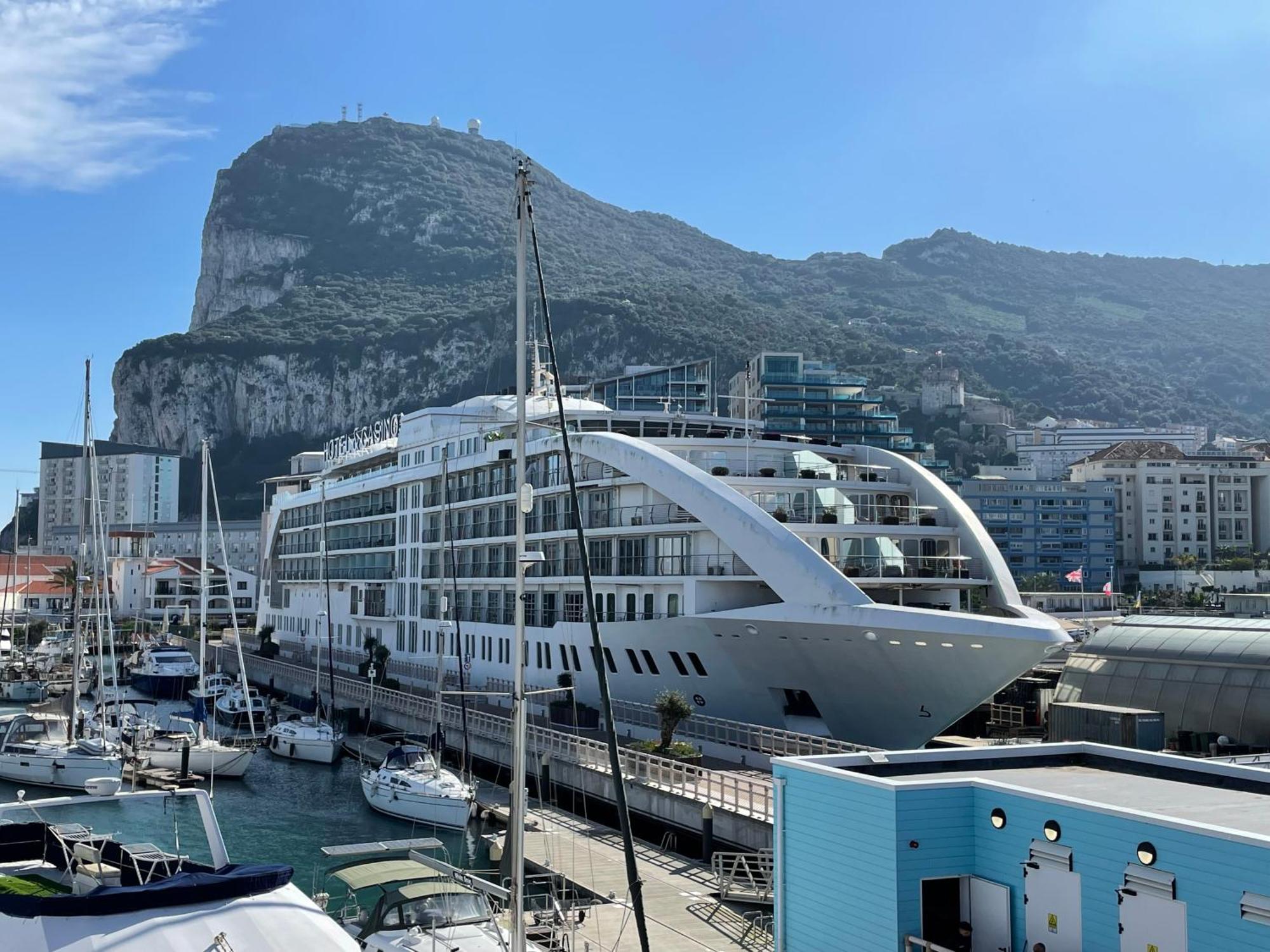 Deluxe Marina View Seafront Gibraltar Stay 外观 照片