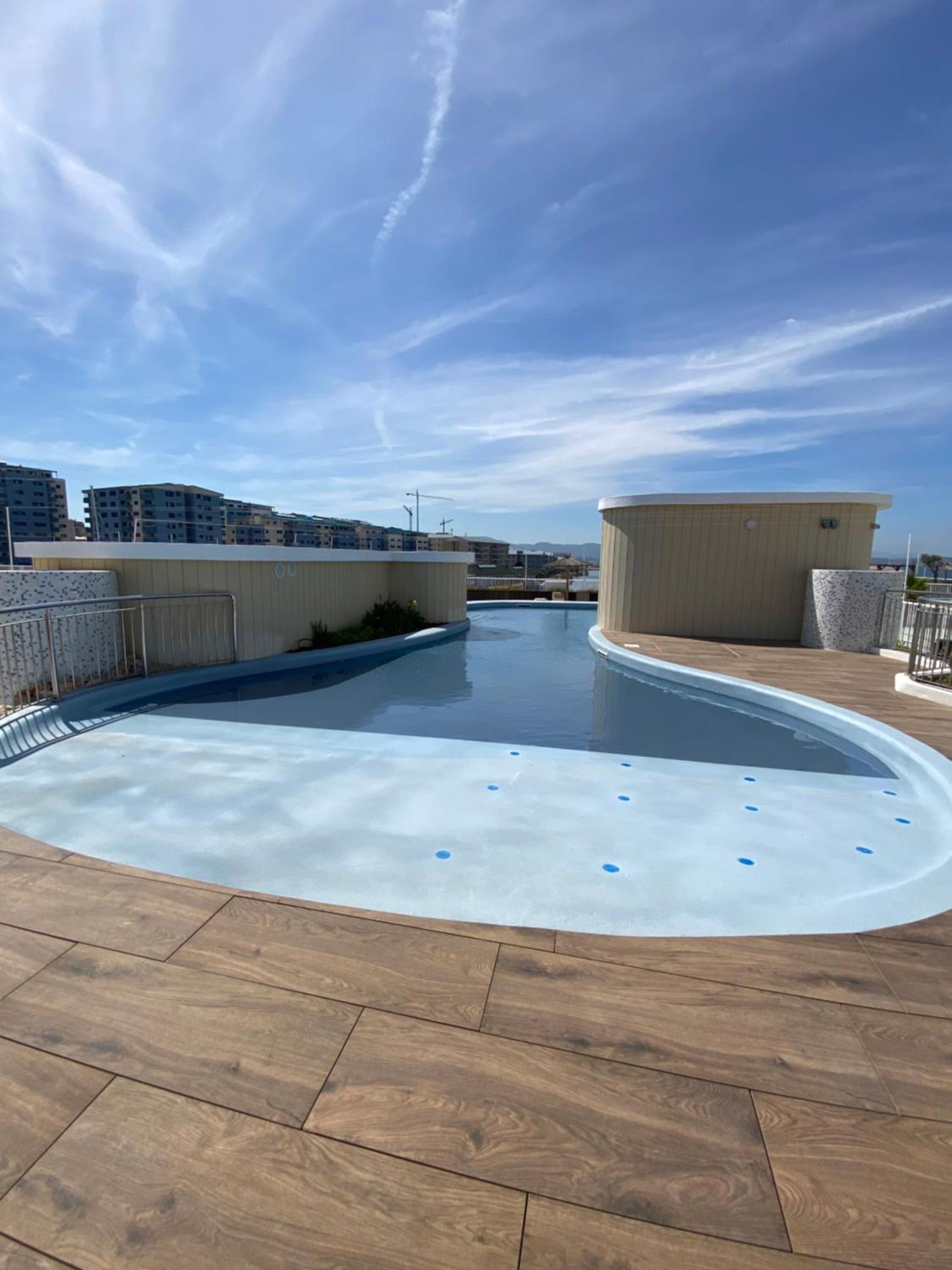 Deluxe Marina View Seafront Gibraltar Stay 外观 照片
